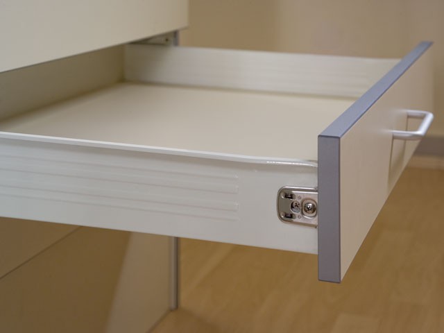 FDS-FF 86*550mm FÉM FIÓKOLDAL 550x86m